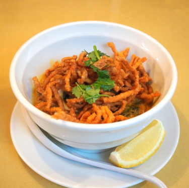 住宅街に佇む小さなタイ料理店「ピッキーヌ」【阿佐ヶ谷】