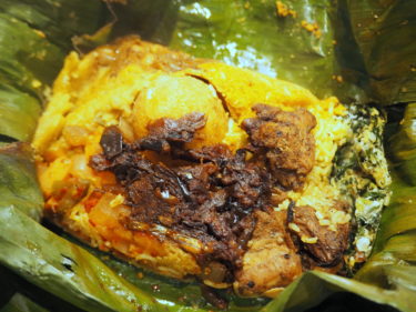 「Taprobane」で人気の「ランプライス」を食す。【青山】