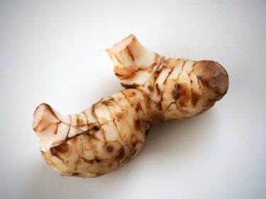 カー（ข่า）