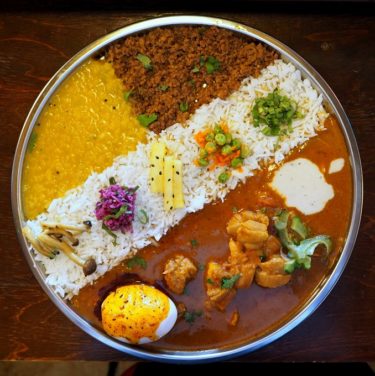 見目麗しき「丸祇羅」のカレーは全部で一つだった！【関内】