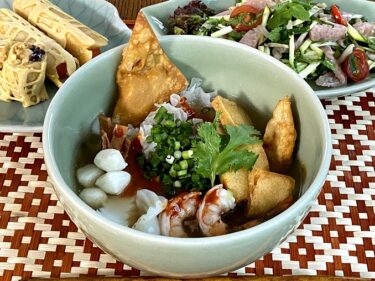 甘酸っぱいピンク麺「イェンタフォー」が自分で作れるようになりました。